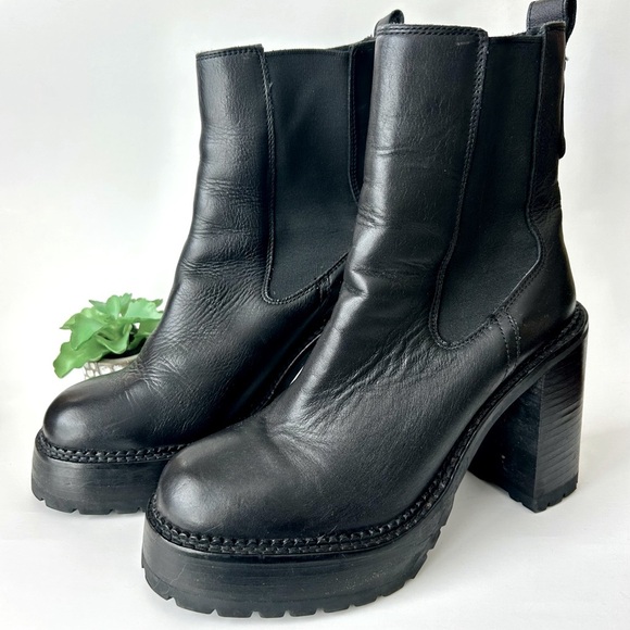 Aqua Rouge Platform High Heel Chelsea Boots Black Leather Chunky Lug Sole Size 9 - Picture 5 of 14